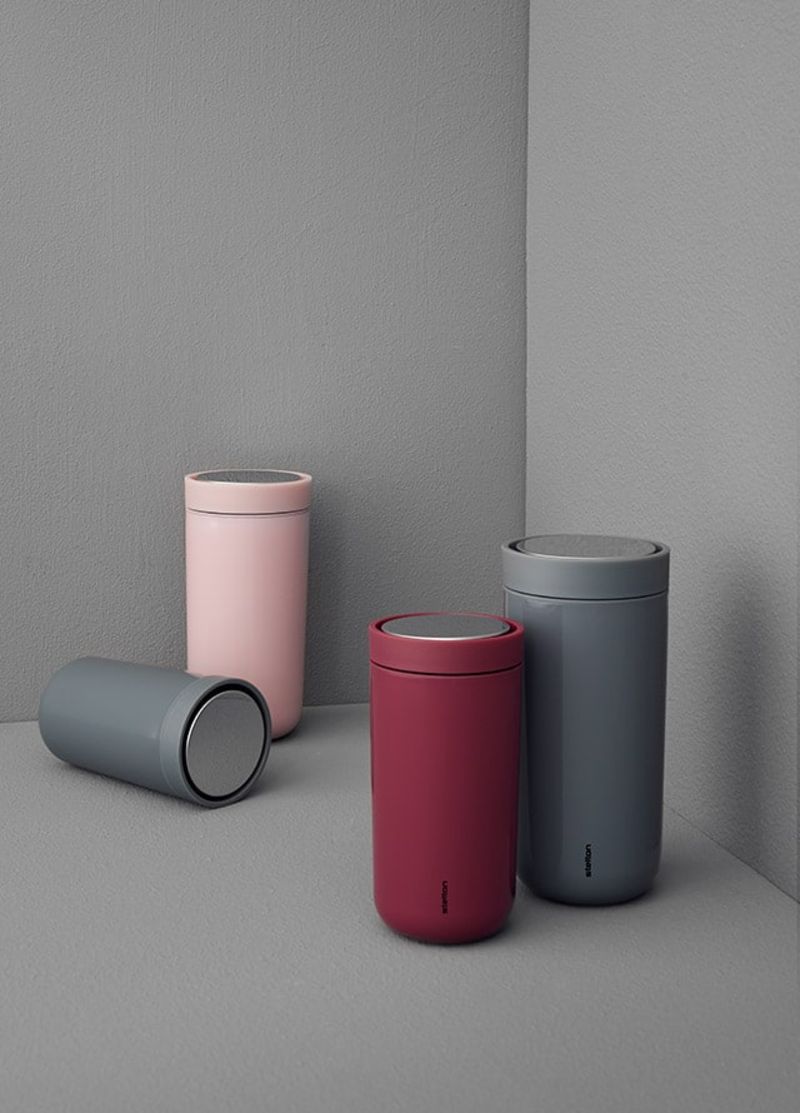 Accessoires von STELTON bei DANIA Luxemburg – skandinavisches Design 